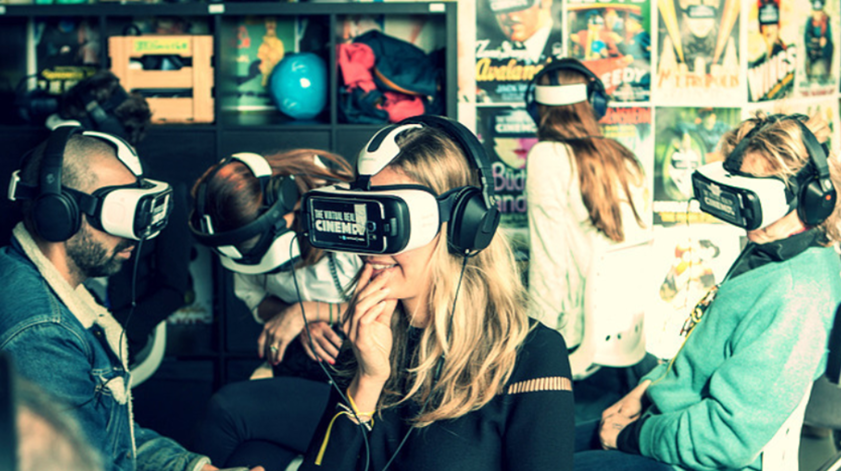 Synchronised Virtual Reality experiences for events
